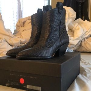 Giuseppe Zanotti snakeskin western ankle boots